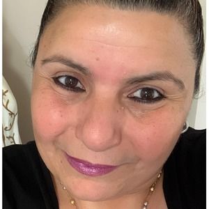 Meet your Posher, Antoinette